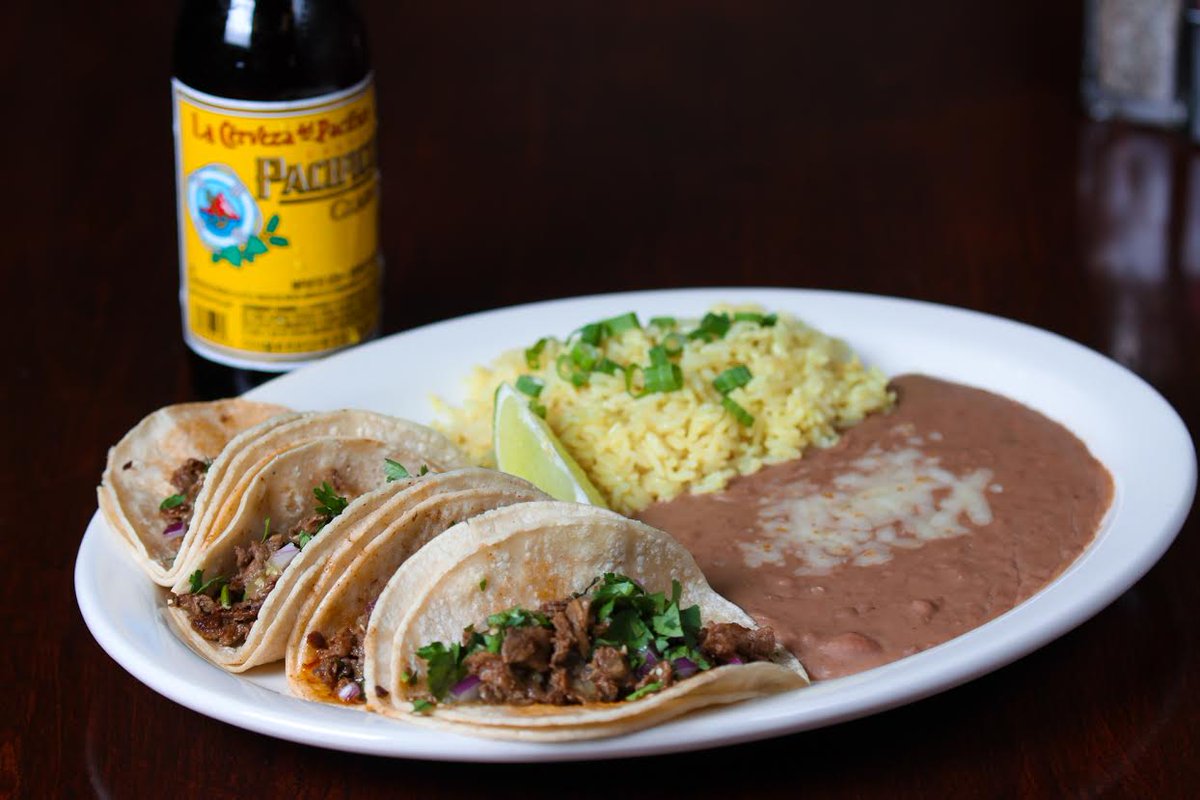 ChimisFood's tweet photo. and we're back! Open at 11a and ready to serve you #Tulsa's best Mexican food!
#eatchimis #supportlocal #eatlocal #drinklocal https://t.co/oHhM7uPpPe