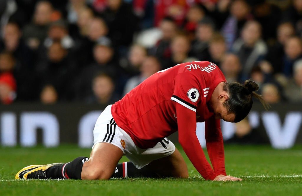 FT Man United 2-2 Burnley
Goal: Lingard (2)

Possession 71%-29%
Shots 14-3
On target 6-2
Corner kick 12-2
Yellow card 3-7

📷Man Utd
#UtdIndonesia
#UnitedTogether