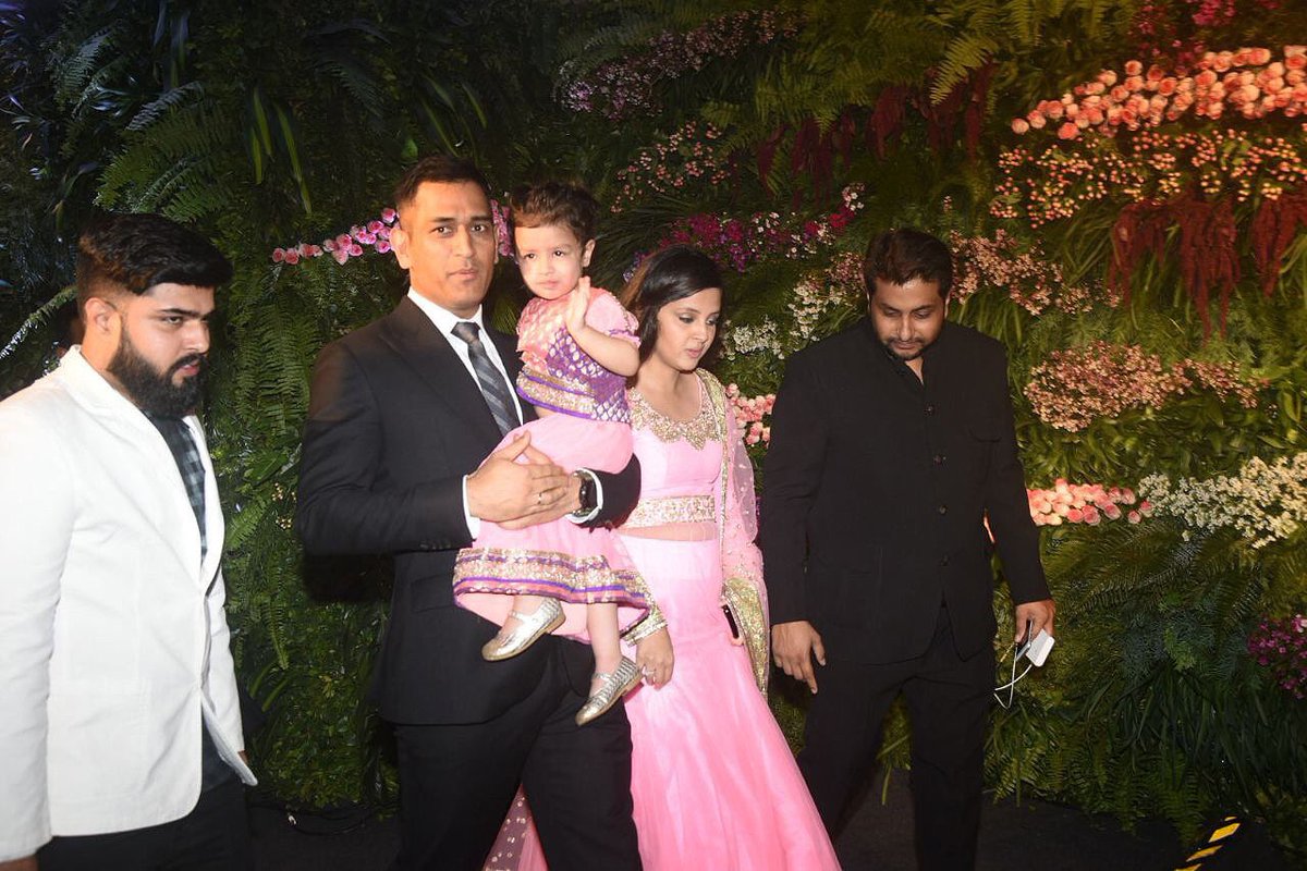 Virat Kohli and Anushka Sharma Reception in Mumbai : Check All Live Updates