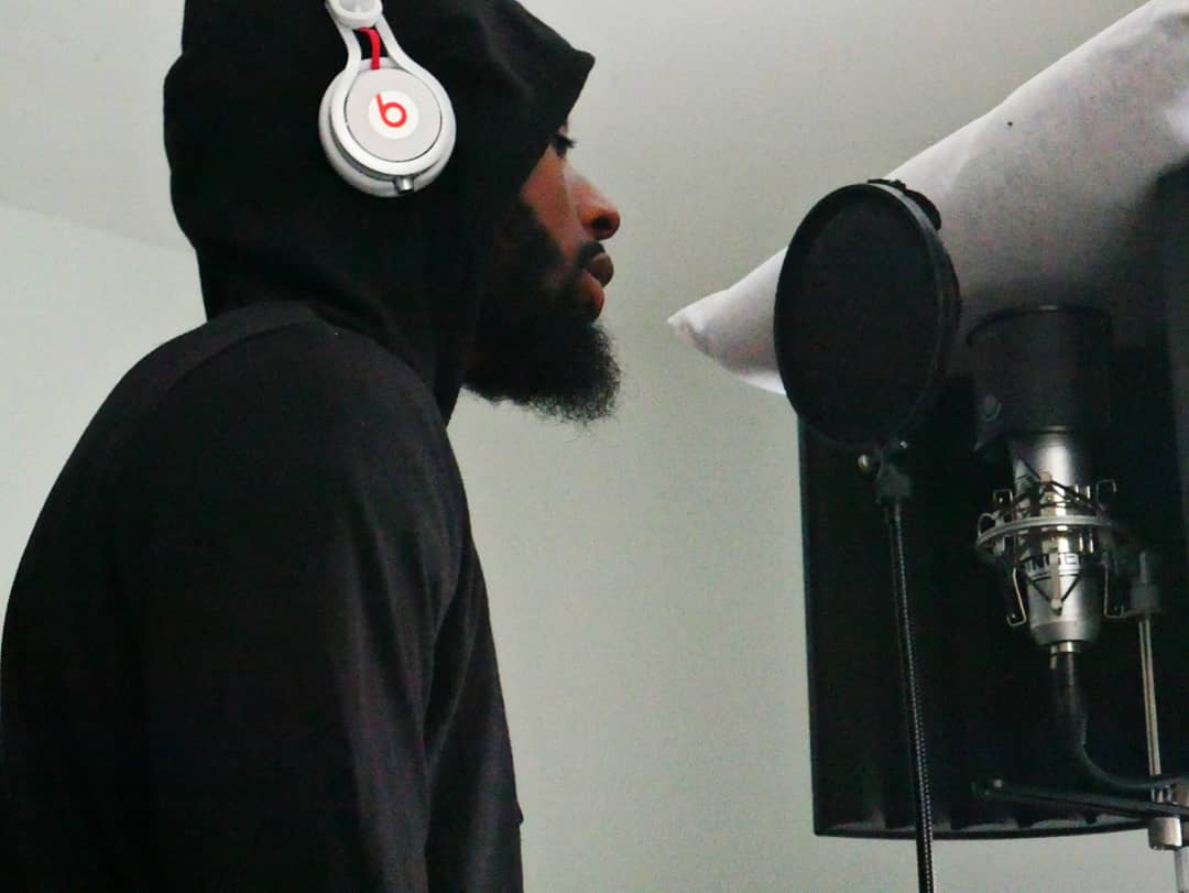 TorreyTrue's tweet photo. Musik Iz Therapy 🎶🎤💆
#IzItTRUE #TRUE🕵 #TorreyTrue #BrothaHoodRecords #BH #Independent #BHweStr8 #RecordLabel #Music #HipHop #Pontiac #Michiganbased #NewMusicOTW #Linkinbio #linkinbiooo
#Itunes #Spotify #youtube #soundcloud #applemusic #iheartradio #pandora etc.. https://t.co/ws1PAHZRzi