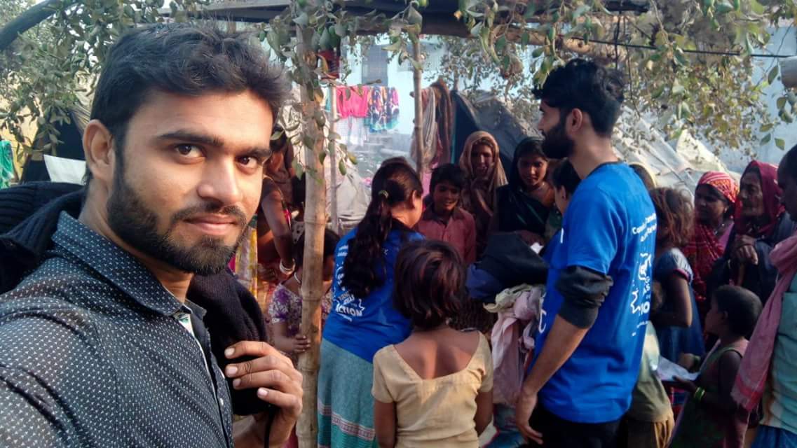dcseLEAD's tweet photo. Here's a question! What do you do with your old and overworn clothes? Throw them away? Use them for cleaning purposes?
Our LEADers collected these clothes and donated them to needy.
#UttarPradesh
#LEADUttarPradesh #LEADVaranasi https://t.co/7muh8wjieZ