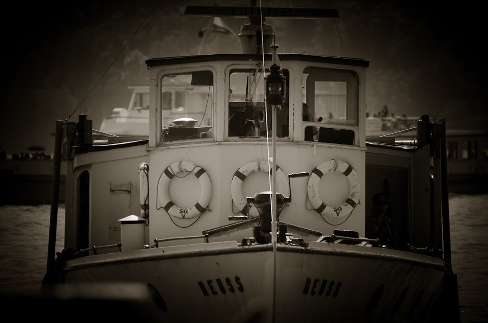 Dampfschiff's tweet image. Kann es sein, dass #Motorschiff Reuss die Inspiration zum Namenswechsel des #Sawiris-Resort in #Andermatt war? 

@Bergstimme @ChediAndermatt @ChediAndermatt                     @MakingAndermatt                

luzernerdampfschiff.ch/portal2/motors…

tagesanzeiger.ch/wirtschaft/Saw…