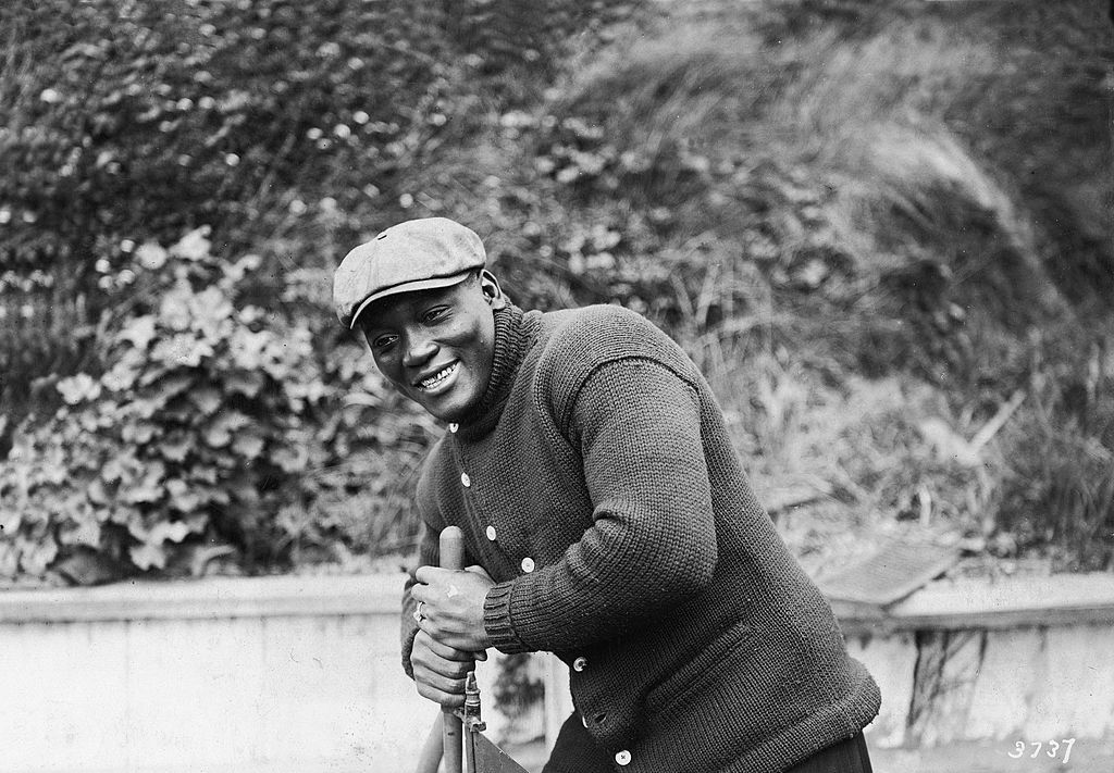 BlackHistoryUS's tweet image. Jack Johnson. On Dec 26, 1908 he became the heavyweight champion of the world. He was the first African American to win the title. #boxing #black #history #champion