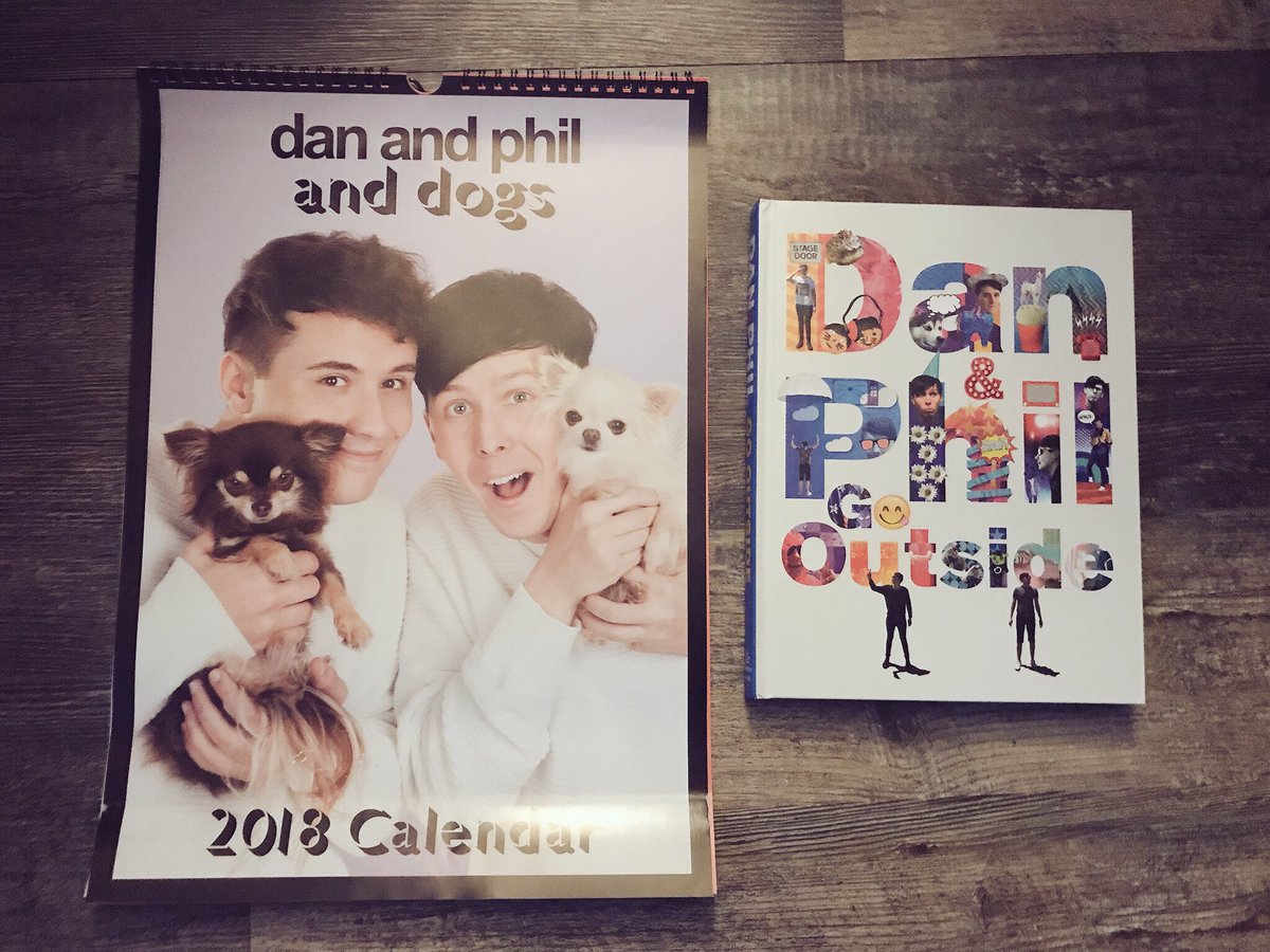 nothisisbelle97's tweet photo. @AmazingPhil I got your calendar and #dapgo and then my best friend got me #truthbombs ❤️❤️❤️ https://t.co/fffgCQ8ssJ