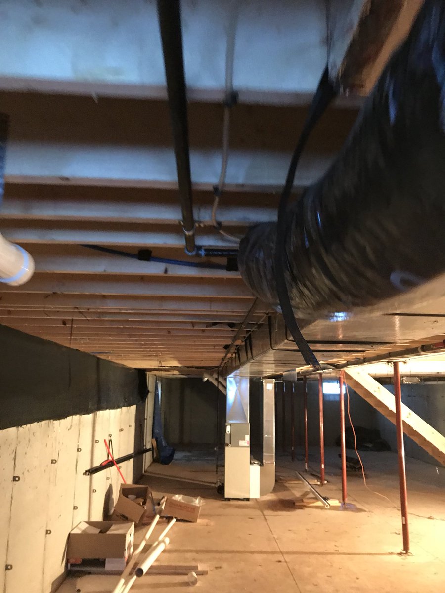 RjDippold's tweet photo. A little gas pipe. #rjdhomeworks #hvac #hvacservice #gaspipe https://t.co/hqYYi2Nek6