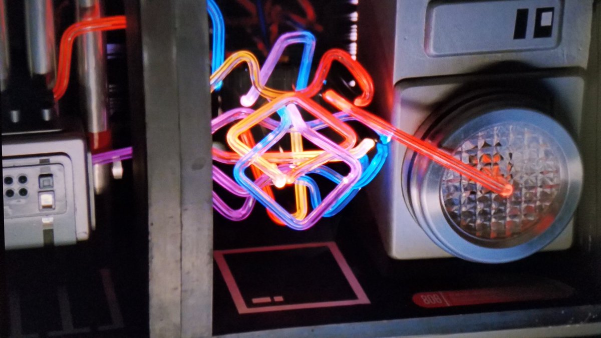 KnightsofRhen's tweet photo. Emergence
TNG S7 Ep23
How many Krazy Straws does it take to create artificial intelligence?
@MissionLogPod #startrek #TNG https://t.co/CDE4g6glkZ