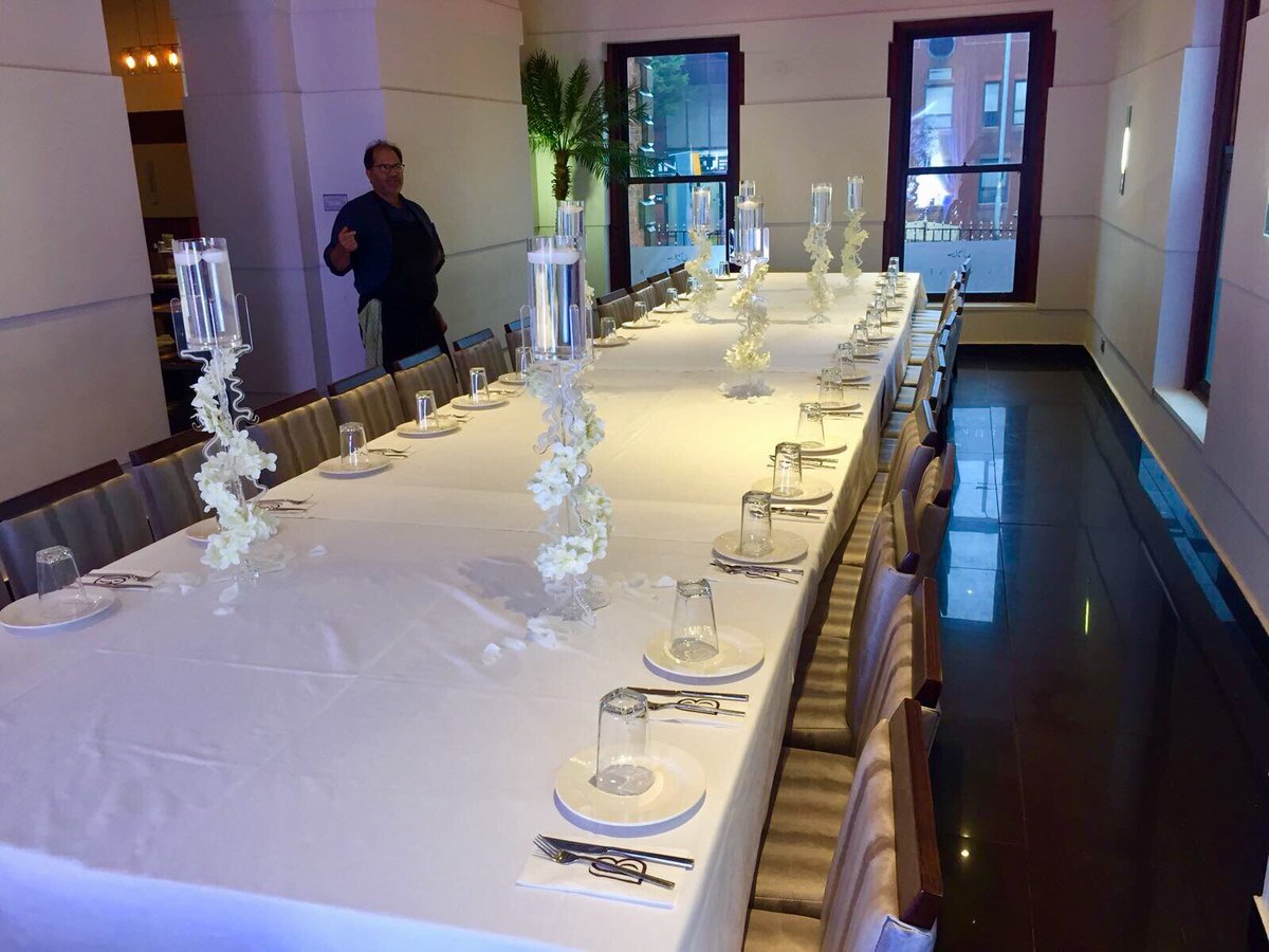 BukharaMcr's tweet image. A large gathering for 600 or a more intimate and personal occasion… 

At Bukhara Manchester we have a range of options.

The pics are from a wedding in our Lounge Room.

Call on 0161 834 1222 to discuss options &amp;amp; arrange a visit.

#manchester #venue #fuction #meeting #wedding