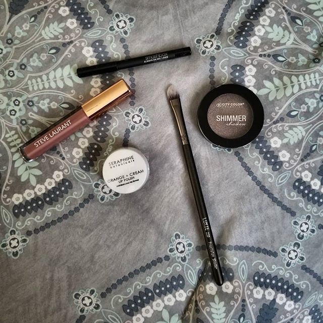 Forever_Royale's tweet photo. Reposting @aprovidencegirl:
#ipsyglambag day! Yay! I love new beauty products!
.
.
.
.
#ipsy #ipsydecember #makeupaddict #makeup https://t.co/xLG5RlJSg3