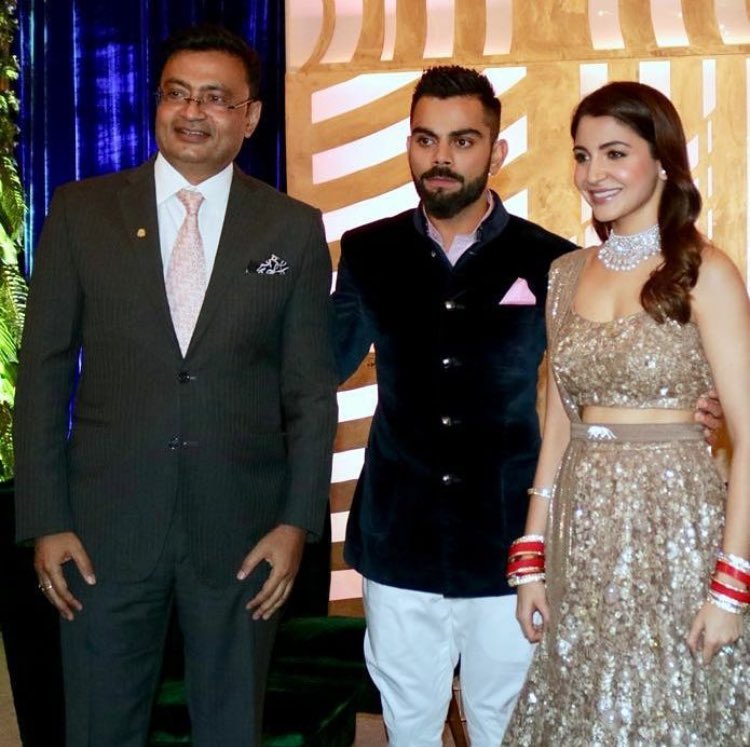  @AnushkaSharma &  @imVkohli with  #KanganaRanaut,  #NitaAmbani,  @punitdmalhotra & others at their reception tonight   #Virushka  #VirushkaReception