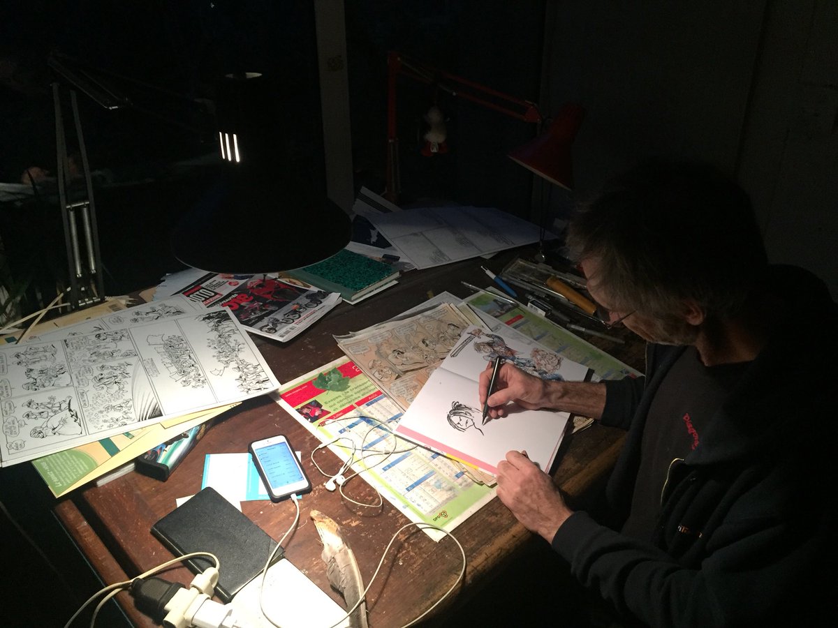 RosanneMathot's tweet photo. « L’inspiration a plus besoin du vent que de la chaleur feutrée d’une alcôve hors du monde » : #Ptiluc le motard-artiste... #BD #moto #motorcycle https://t.co/weBALFN6mr