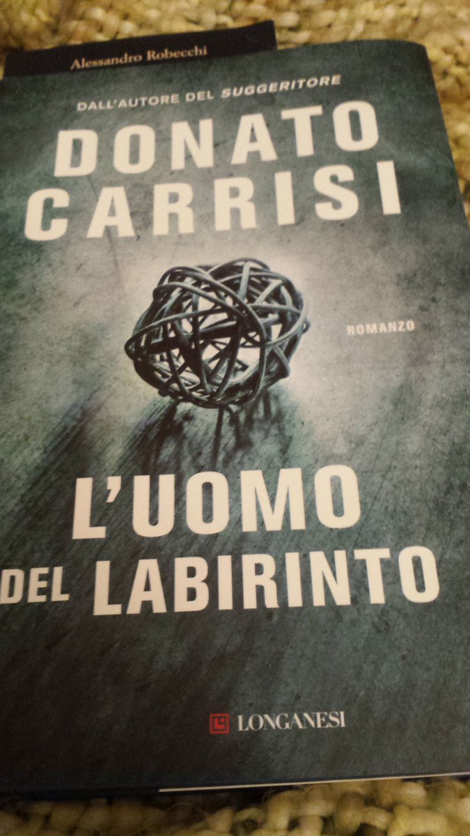 Serepres's tweet photo. E ora alle prese con il grande @DonatoCarrisi Son pronta! https://t.co/QaPLaorfAl