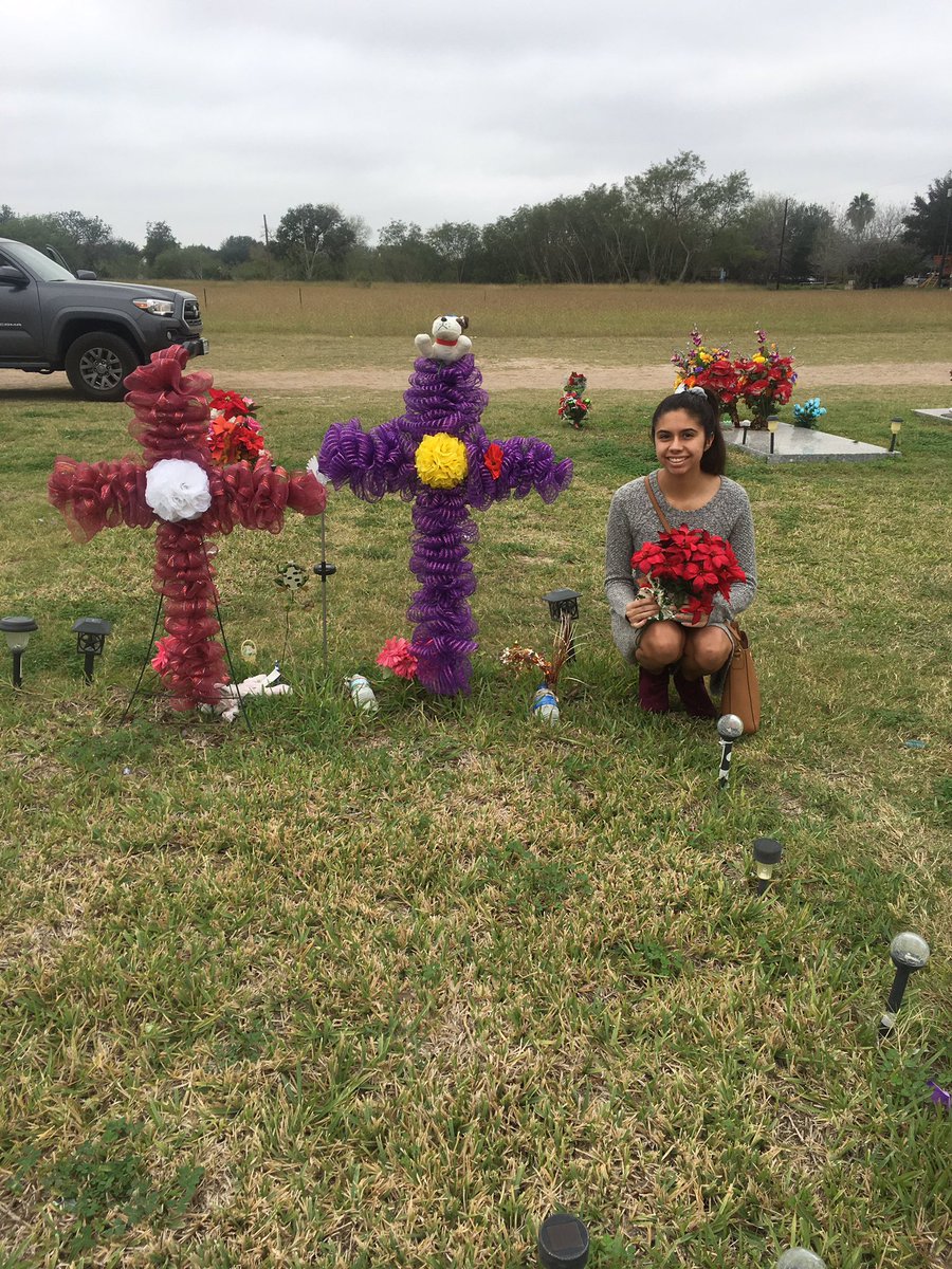 woahdanielleee's tweet photo. Ashley, I'm so glad I got to visit you today and I hope heaven is treating you amazing. Thank you for the 5 years of friendship, you're so strong and amazing. I miss and love you so much pretty girl. #GoneButNeverForgotten #wecontinuetostandtogether #forashley https://t.co/BdZ5UqF3nO