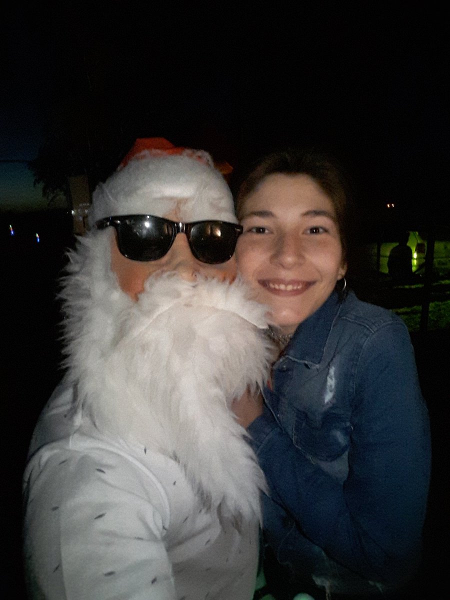Micacloquell97's tweet photo. El papá Noel de la fiesta 🎅🎅🎅🎅 💘💓💕 #proyectoxy https://t.co/pEbW8pagyo