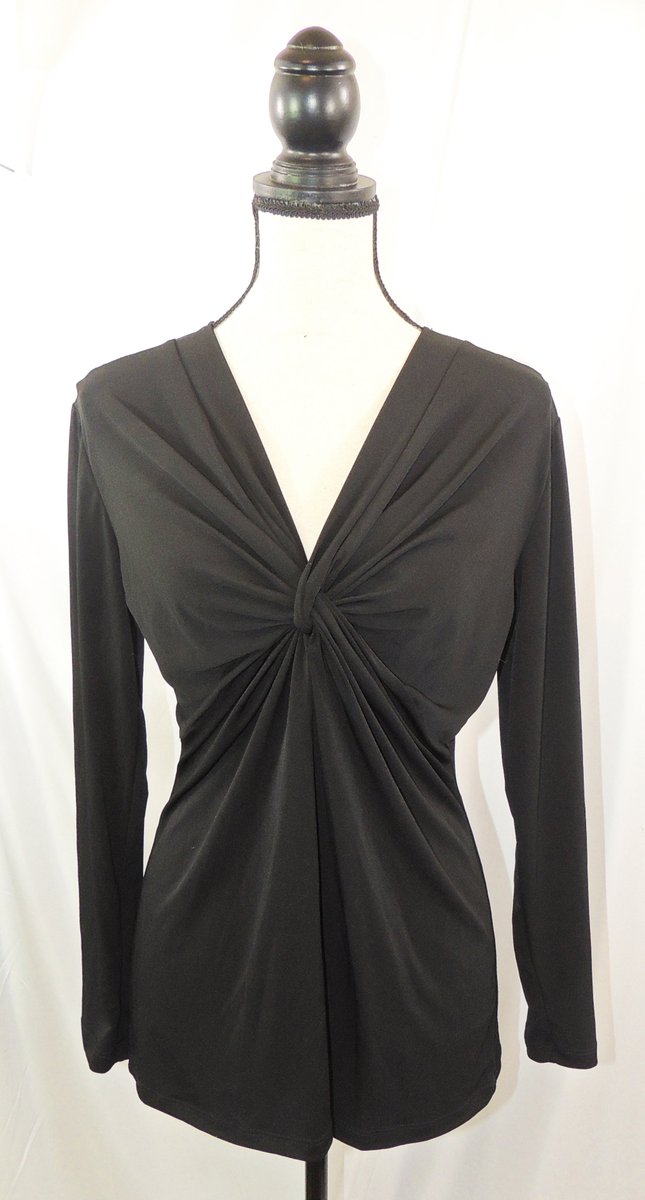 BmarcFashion's tweet photo. Chico's NWT Black Tricotette Tia Twist $69 Long Sleeve Front Knot Top Sz 1 #201 https://t.co/KH5KIxJMky #chicos #bmarc https://t.co/M5khy6LmbF