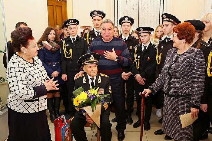 novoros24ru's tweet photo. К 100-летнему юбилею Виталия Андреевича Лесика в Новороссийском историческом музее-заповеднике открылась выставка

https://t.co/4WHE1m09Lq
#Новороссийск #вНовороссийске #Лесик https://t.co/GvoLhQ5ZH1