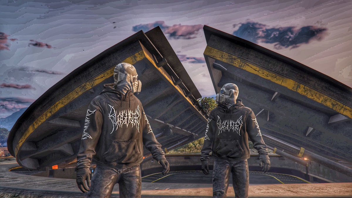 FilthyfewMc's tweet photo. #gtav #gtao #longlivethefew #stayfilthy #rockstargames #xboxone  #xboxlive #filthyfewmc #FFMC #DoomsdayHeist https://t.co/AtkhxnAqQn