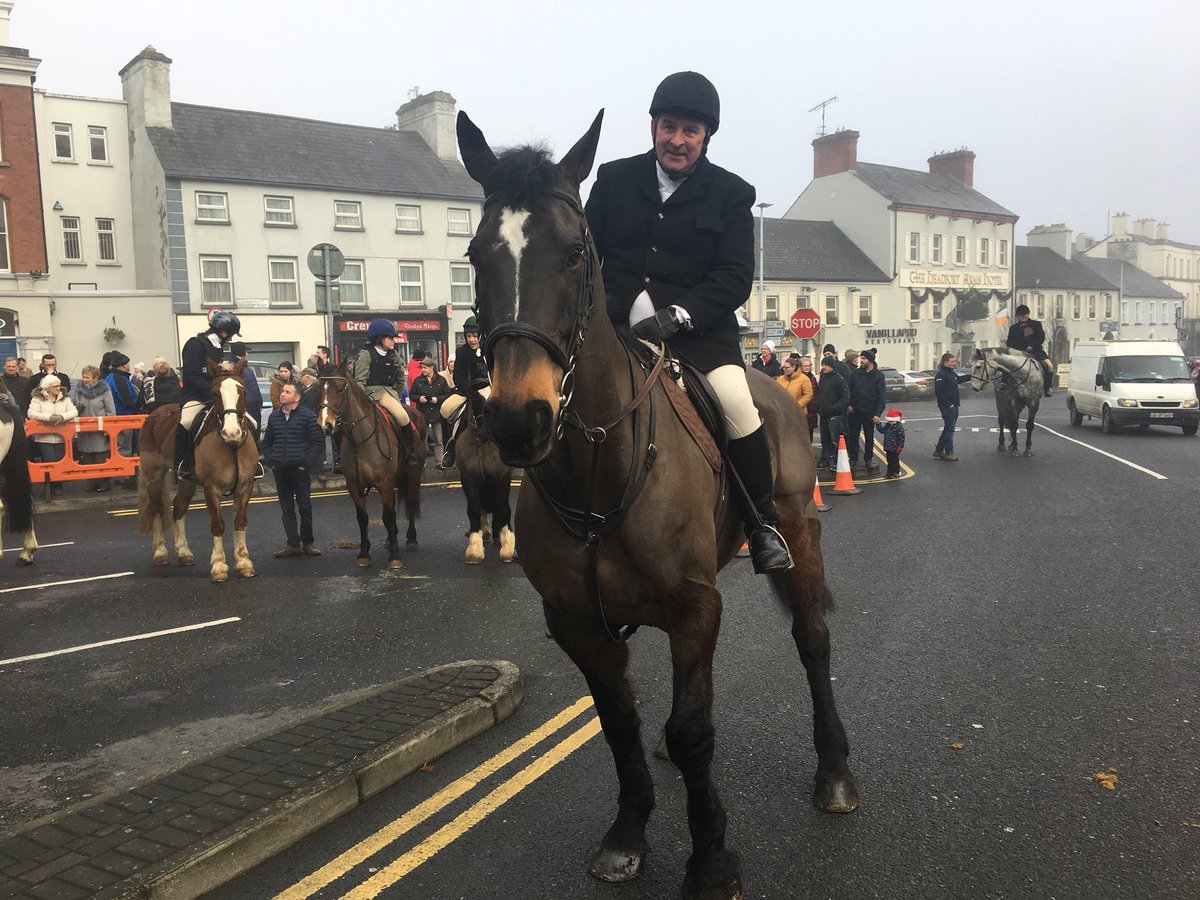 DavidAustin2012's tweet photo. Love to see the @MeathHunt @HeadfortArms on St Stephens Day https://t.co/u6wJ6t8egj