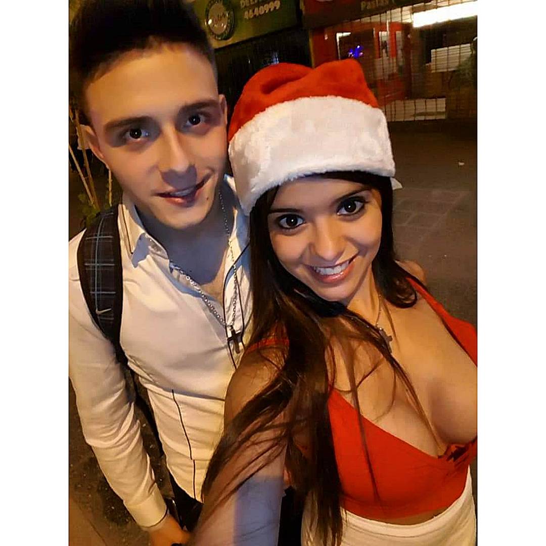 emygallo95's tweet photo. #Navidad #FelizNavidad #Santas Tremenda salida ! Gracias ! 🙌 que se repitan más y mejor !😈 #AñoNuevo te esperamos 💣🔥 https://t.co/HFOis3vnju