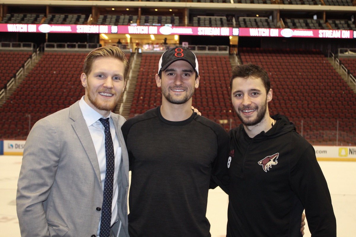 BenFanelli_'s tweet photo. Seeing these two humble fellas was beyond awesome. https://t.co/ywLNHYGB2h