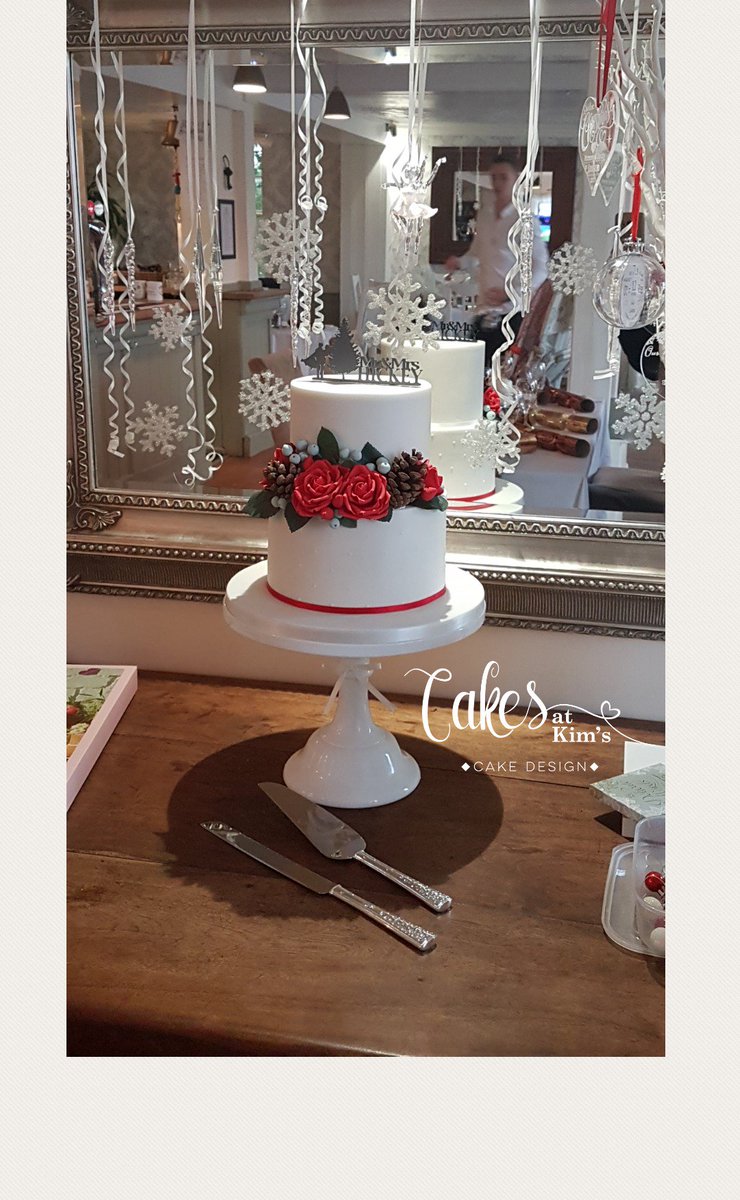 Cakes at Kim's tweet media