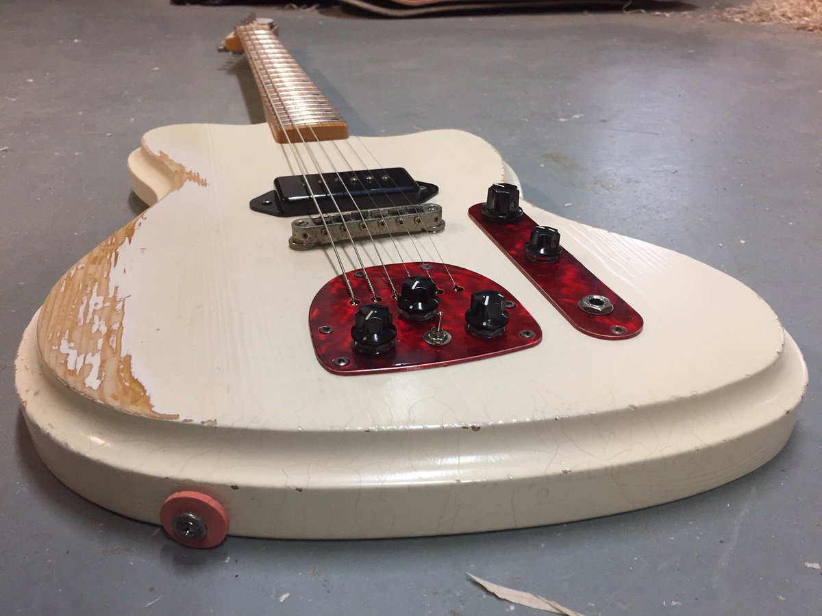 bjfelectronics's tweet photo. Fuzz guitar and it's the first one made and ready to rock: https://t.co/8QRJ2iwqB8