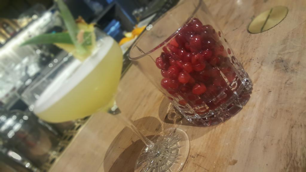 ShitalKakad's tweet photo. VICKY'S CRANBERRY KITCHEN!! #Brilliant #Menu with @USCranberries by the #Amazing #Chef @VickyRatnani @FoodBloggerAI #TheBandraProject #Bandra #CookwithUSCranberries @ https://t.co/8sYYN8EYxH