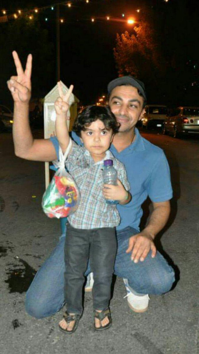AwamiaCom's tweet photo. #العوامية | أنباء عن قيام القوات #السعودية باغتيال المطارد الناشط "سلمان علي الفرج" بعد مداهمة منزلهم واعتقال زوجته https://t.co/0P3Pfj2Nq3
