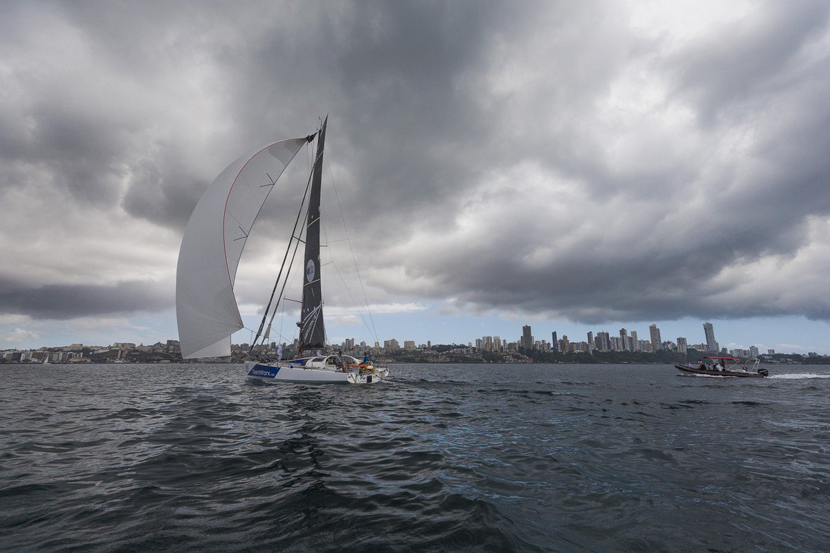 Le <a href="/AssoClass40/">Association Class40</a> TeamWork est sur le chemin du retour en cargo. À suivre sur my.yb.tl/BORNINMINI650 @TransatJV_fr #tjv2017 <a href="/Lgrandlarge/">LorientGrandLarge</a> <a href="/JustineMettraux/">Justine Mettraux</a> <a href="/TeamWork_VM/">TeamWork_VM</a>