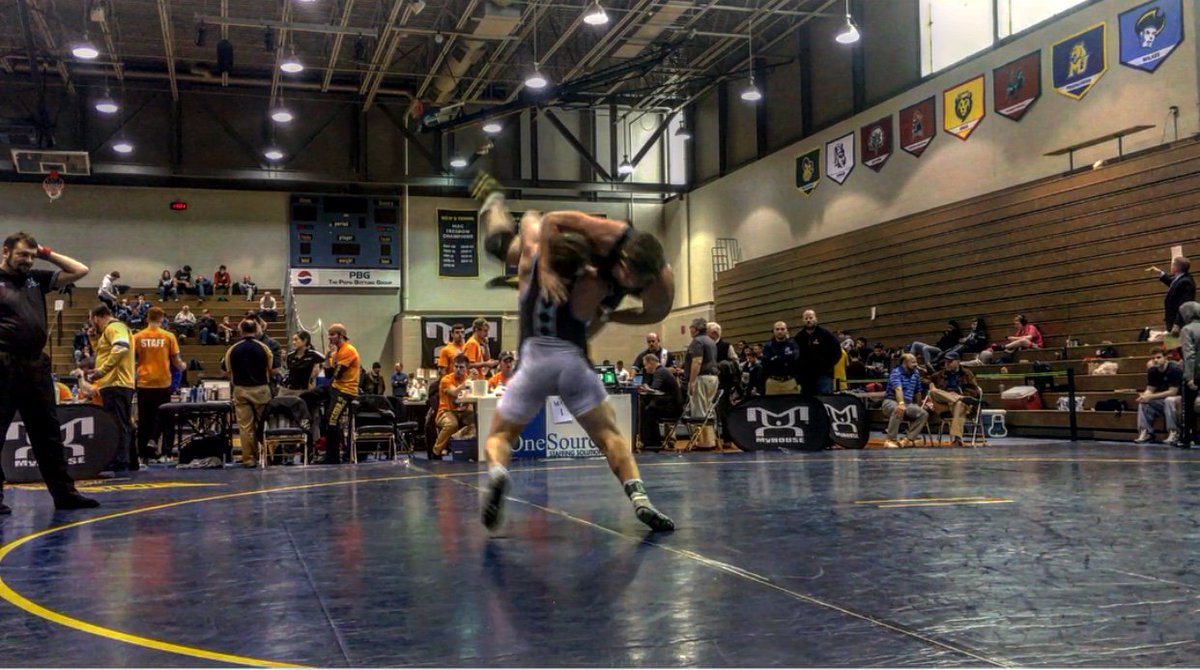TitletownFights's tweet photo. @ACutrie getting in Flow @steven_kotler surrounded by people who Lift Others Up based on @LewisHowes insights @SemWrestling @FloWrestling #XCalliber https://t.co/i0PPgXoqYo