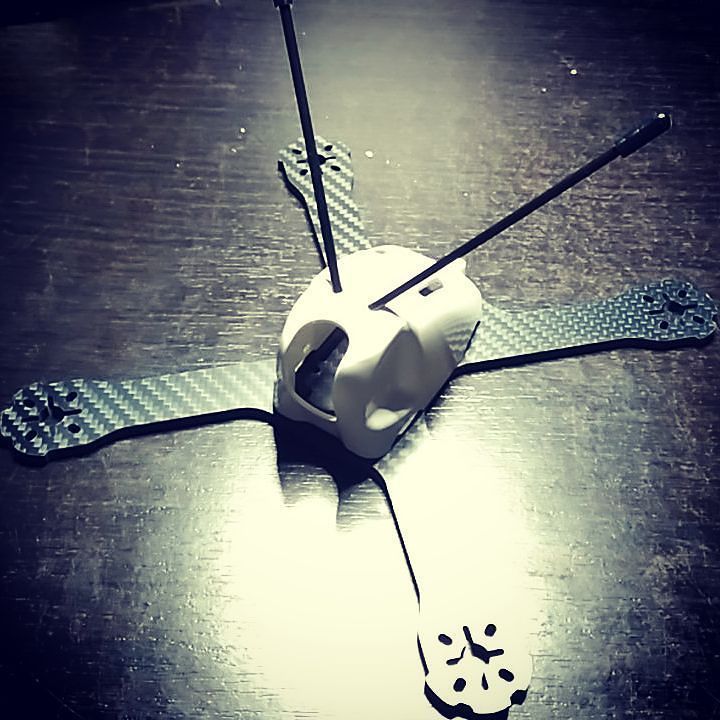 Owl_FPV's tweet photo. next double project for season 2018 ... for trainings and drone races. #fpvmania #fpv #racing https://t.co/9CcKEMGrUL https://t.co/A4HzoNsmIF