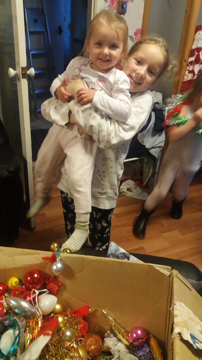 Bringing Xmas to Nannie Dawns...