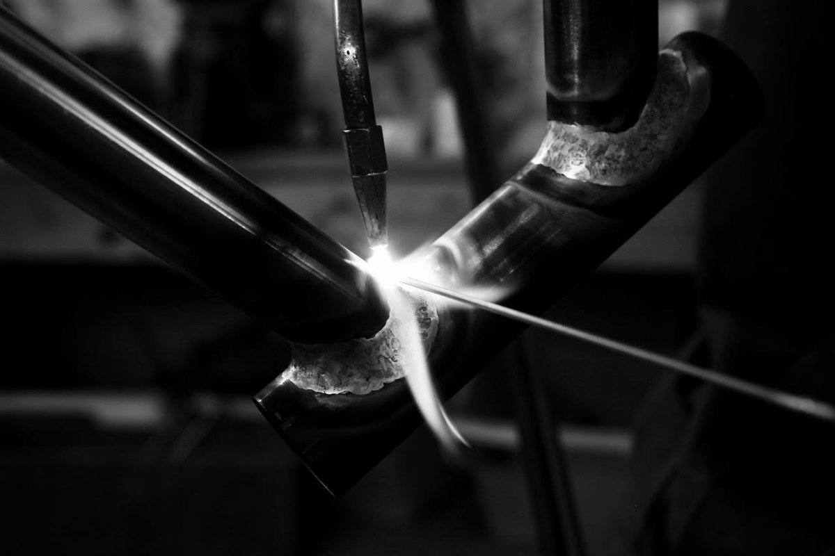 helyettcycles's tweet photo. Helyett nouvelle génération, work in progress 💪
#madeinFrance #frenchbikes #qualitybikes https://t.co/T4QsoKzMNU