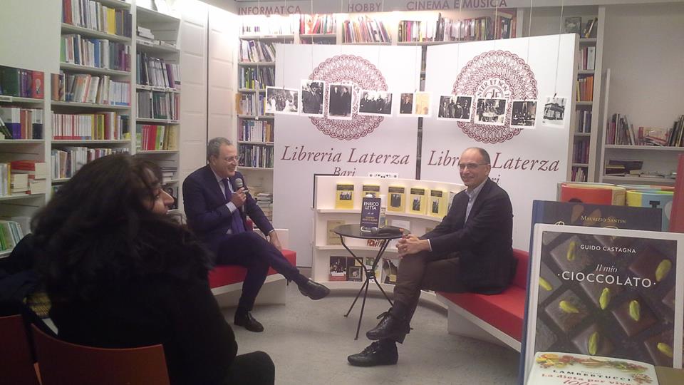 LibreriaLaterza's tweet photo. Incontro con Enrico Letta, autore di "Contro venti e maree", edito da Mulino. 
L'autore ha dialogato con Alessandro Laterza.
#LibreriaLaterza https://t.co/0TtDitowMX