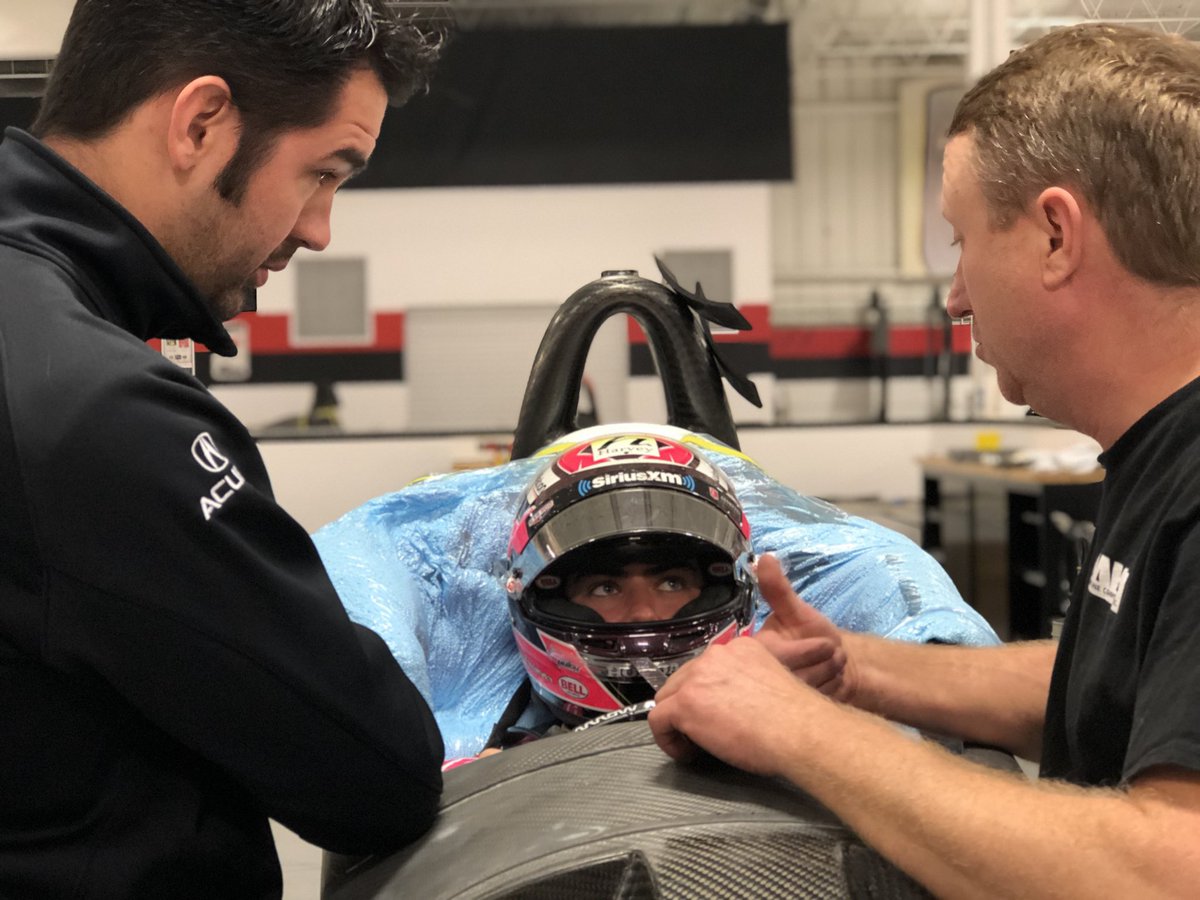 ArrowMcLaren's tweet image. A little early Christmas present for @jack_harvey42 who gets a new seat today! #INDYCAR 🎄🎁