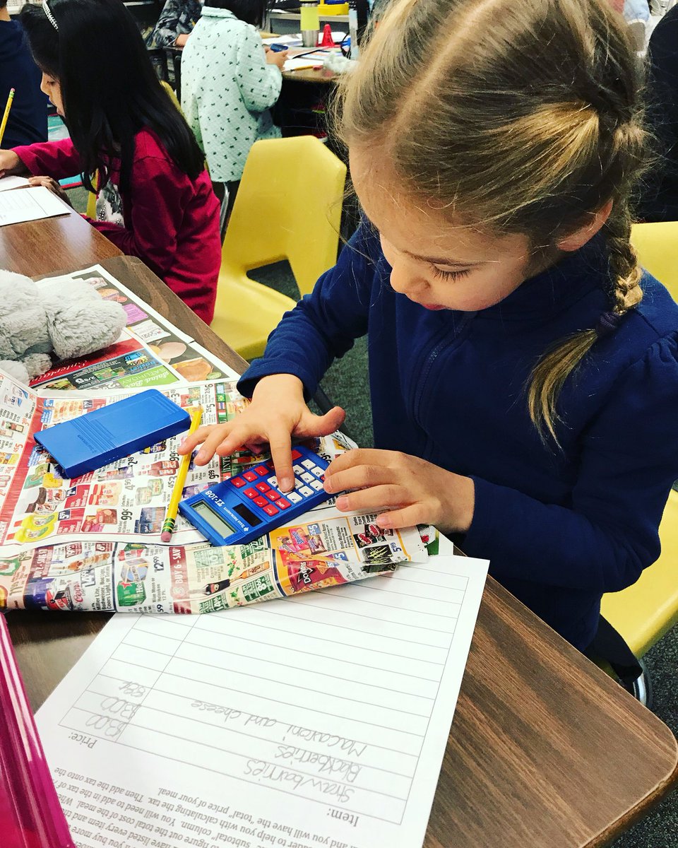 EChae102's tweet image. Winter break is just around the corner.. budgeting and planning our perfect holiday dinner! 🍽 #MathApplications #TESPride #D102learns