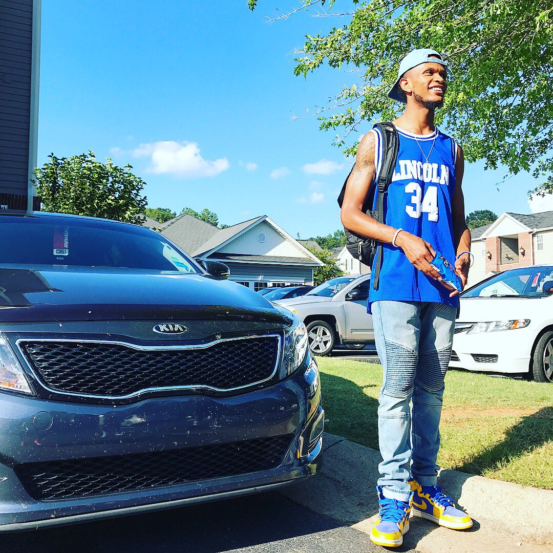 Vante_Swank's tweet photo. For the Culture 👌🏽
#BlackKingsofUWG https://t.co/Tv5BZhOhPf