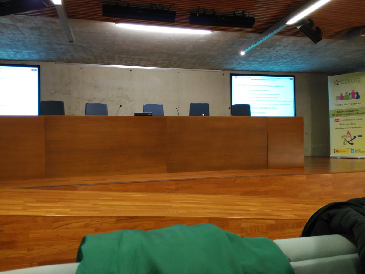 carmenbeceirobl's tweet photo. Todo listo para la clausura del posgrado de orientación laboral 2017. #POLAB17 https://t.co/SJCKPtCcW5