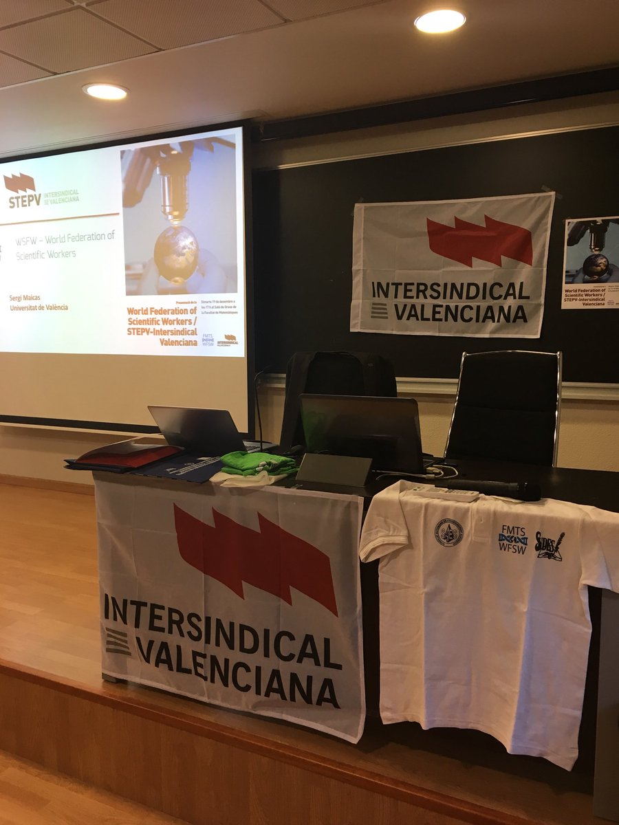 stepvuv's tweet photo. A punt de començar la presentació de la #WFSW https://t.co/ArV2oOHBcp