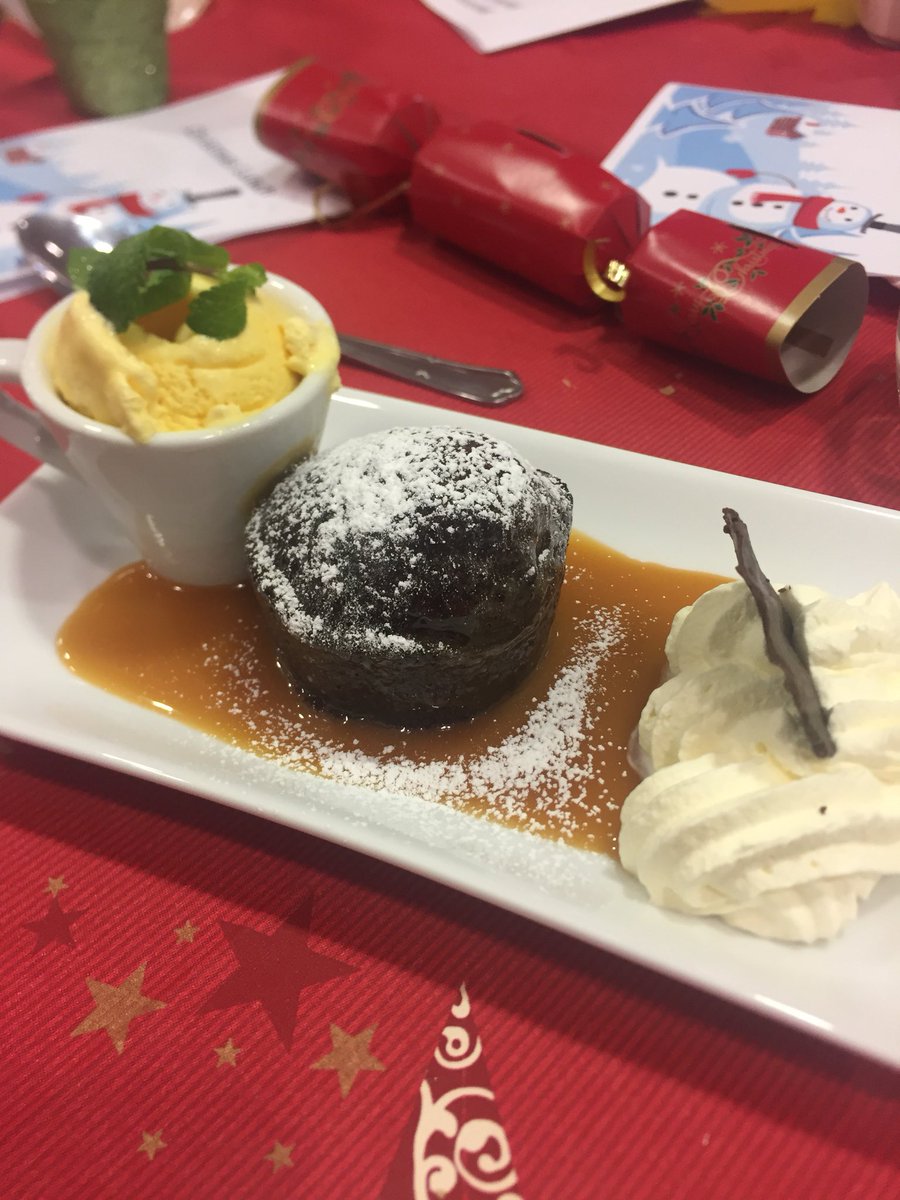 CarleneCura's tweet photo. Was treated to an amazing Christmas meal today at cafe56 @dundee_angus super yummy! Thank you to the students & staff who did a great job!! @Gmcm67 #christmaslunch #fullasabull https://t.co/wdcL9b8Uwr