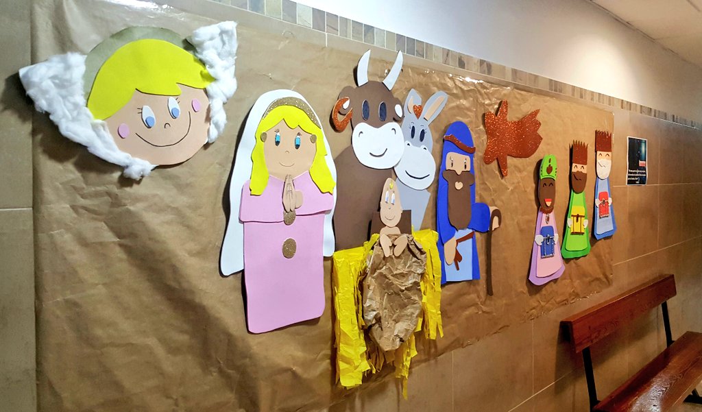 CES_RMISEVILLA's tweet photo. ¡Qué bonito es nuestro cole! 🌟 #Adviento #Espera #Esperanza #1EdInfantil #Ilusion #NavidadConSentido https://t.co/SqXYNdbPv8