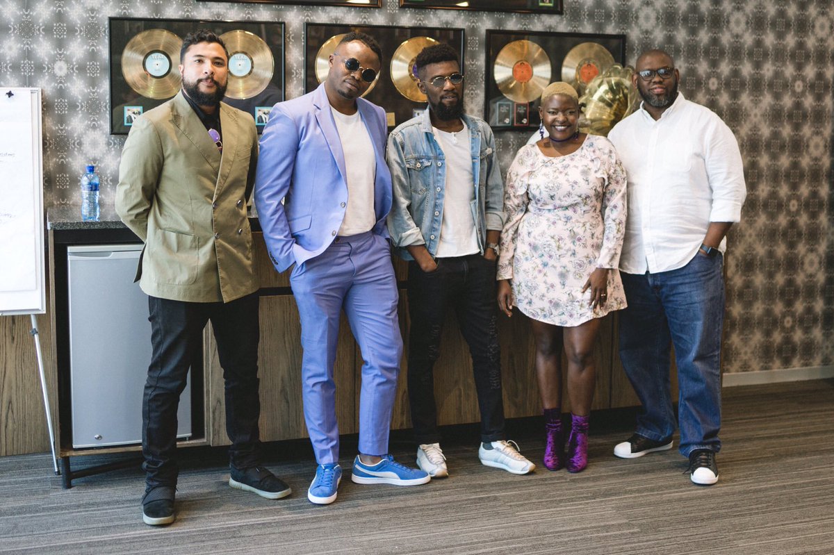 tresorofficial's tweet photo. 2/2  
Releases for 2018, under the partnership umbrella, include BATUNDI and BONJ.  Watch this space! 📸 @jasonhaji 
#UNIVERSAL #JACQUEL  #BATUNDI #BONJ https://t.co/4lTve9OlRS