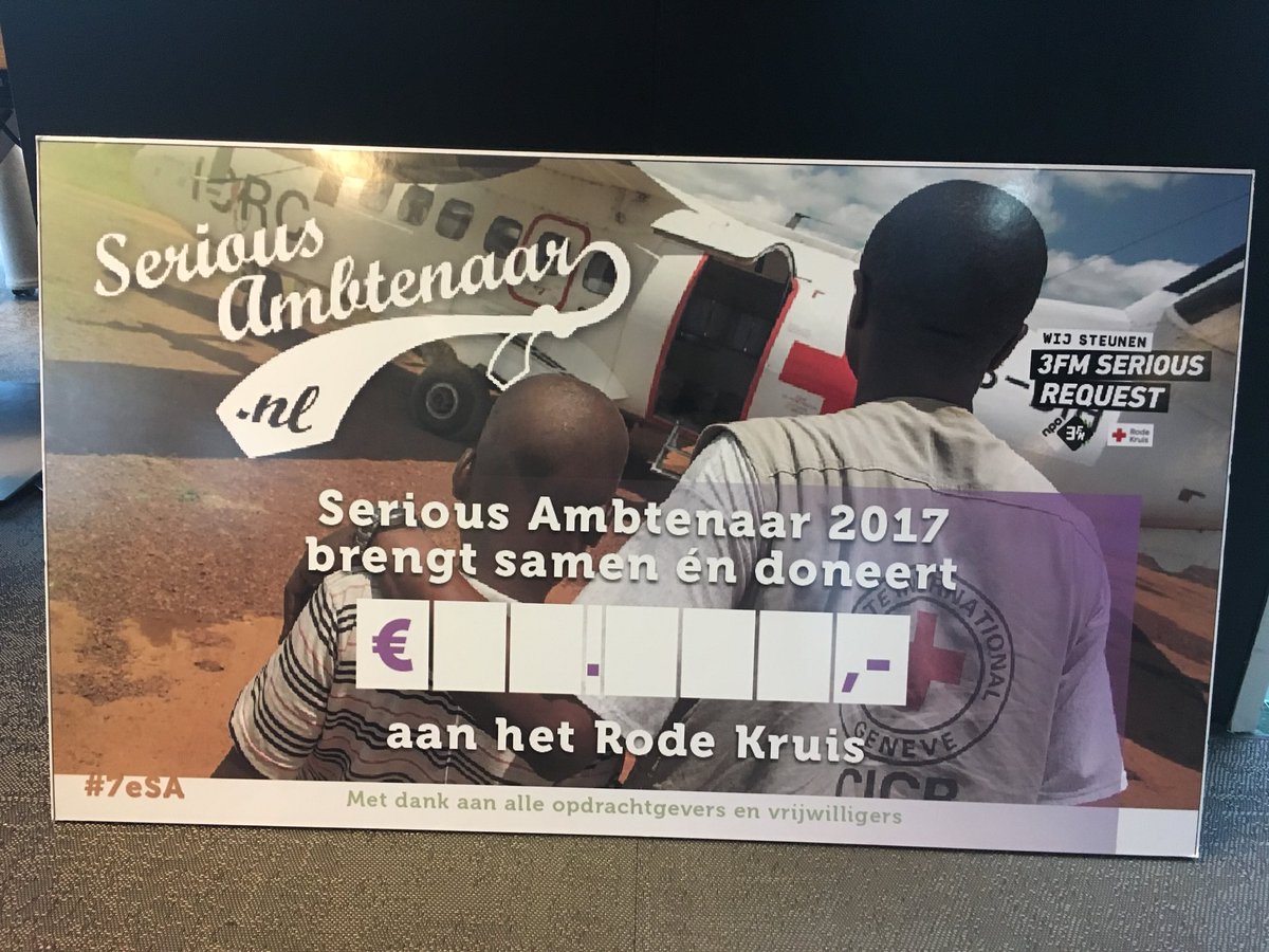 seriousambt's tweet photo. Nu nog een lege cheque voor @SeriousRequest. Hoeveel denk jij dat de opbrengst is van alle opdrachten?? #7eSA #spannend ^MS https://t.co/uWquuw6ICM