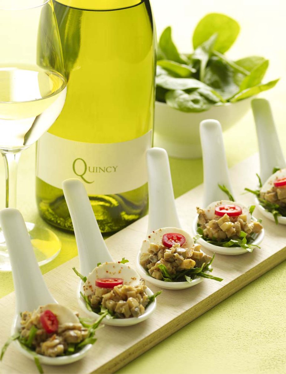 MyLoireValley's tweet photo. ~INSTANT GOURMAND~ #Sancerre #Pouilly #Quincy #Reuilly #Menetou... Pour accompagner vos repas de fête, pensez aux @VinsCentreLoire ! 🥂 #ValdeLoire #VinsCentreLoire #BIVC https://t.co/iRKUZ1mDqa