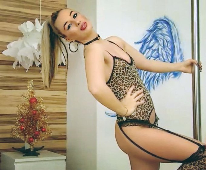 #AyshaDiva #girlsfromstudio20 #loveonthebrain #followers #twitter #love #friends #cams #nakedwomen  Smile<a href="/tag/ayshadiva"class="tags">#AyshaDiva</a><a href="/tag/girlsfromstudio20"class="tags">#girlsfromstudio20</a><a href="/tag/loveonthebrain"class="tags">#loveonthebrain</a><a href="/tag/love"class="tags"><span>#love</span></a><a href="/tag/friends"class="tags"><span>#friends</span></a><a href="/tag/followers"class="tags"><span>#followers</span></a><a href="/tag/twitter"class="tags"><span>#twitter</span></a><a href="/tag/cams"class="tags"><span>#cams</span></a><a href="/tag/nak"class="tags"><span>#nak</span></a>