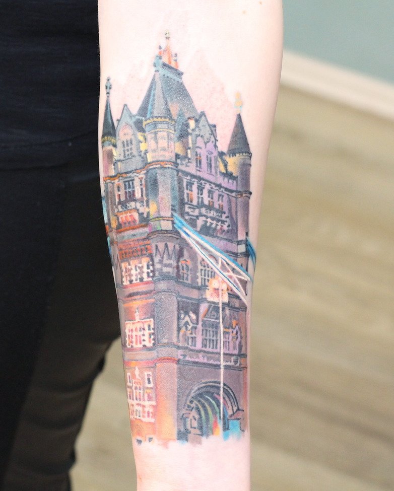 Tattoo Snob on Tumblr: London Bridge by @timothyboor at @bohemiantattooclub  in Kokomo, Indiana. #london #londonbridge #timothyboor  #bohemiantattooclub...