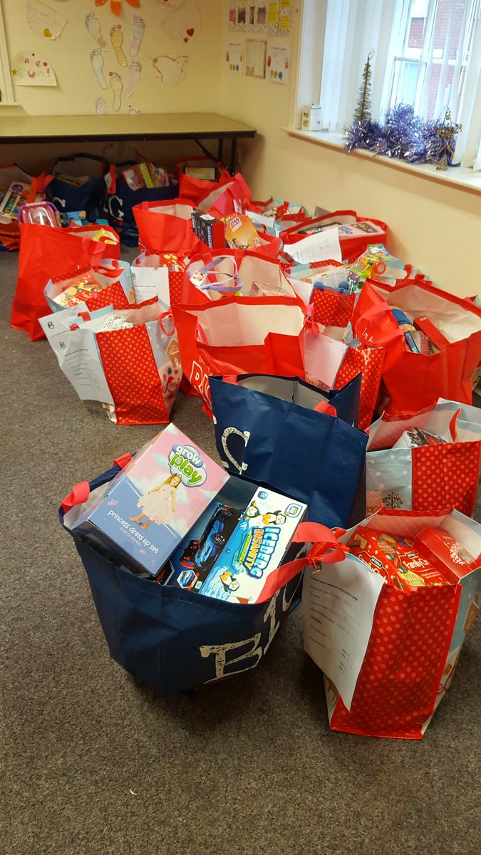 _wishcentre's tweet photo. These hampers for families we are supporting are all from donations we have received over the last few weeks #Christmas #LocalCharitiesDay #Amazing https://t.co/loQp77v09O