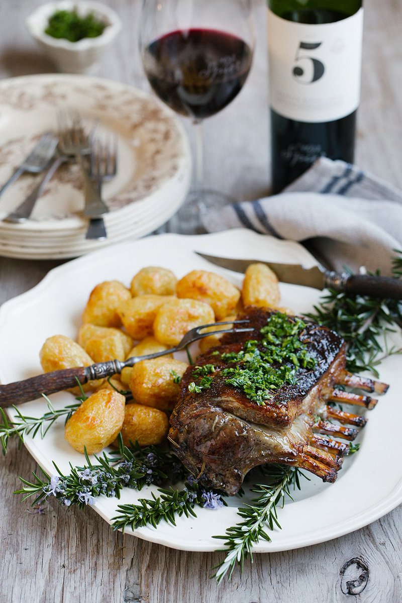 SpierWineFarm's tweet photo. [RECIPE] It's time to roll out all the stops!

Find inspiration for your festive feast here: https://t.co/jFjTLu0elN #spiercreativeblock https://t.co/6ZX63GQPHw