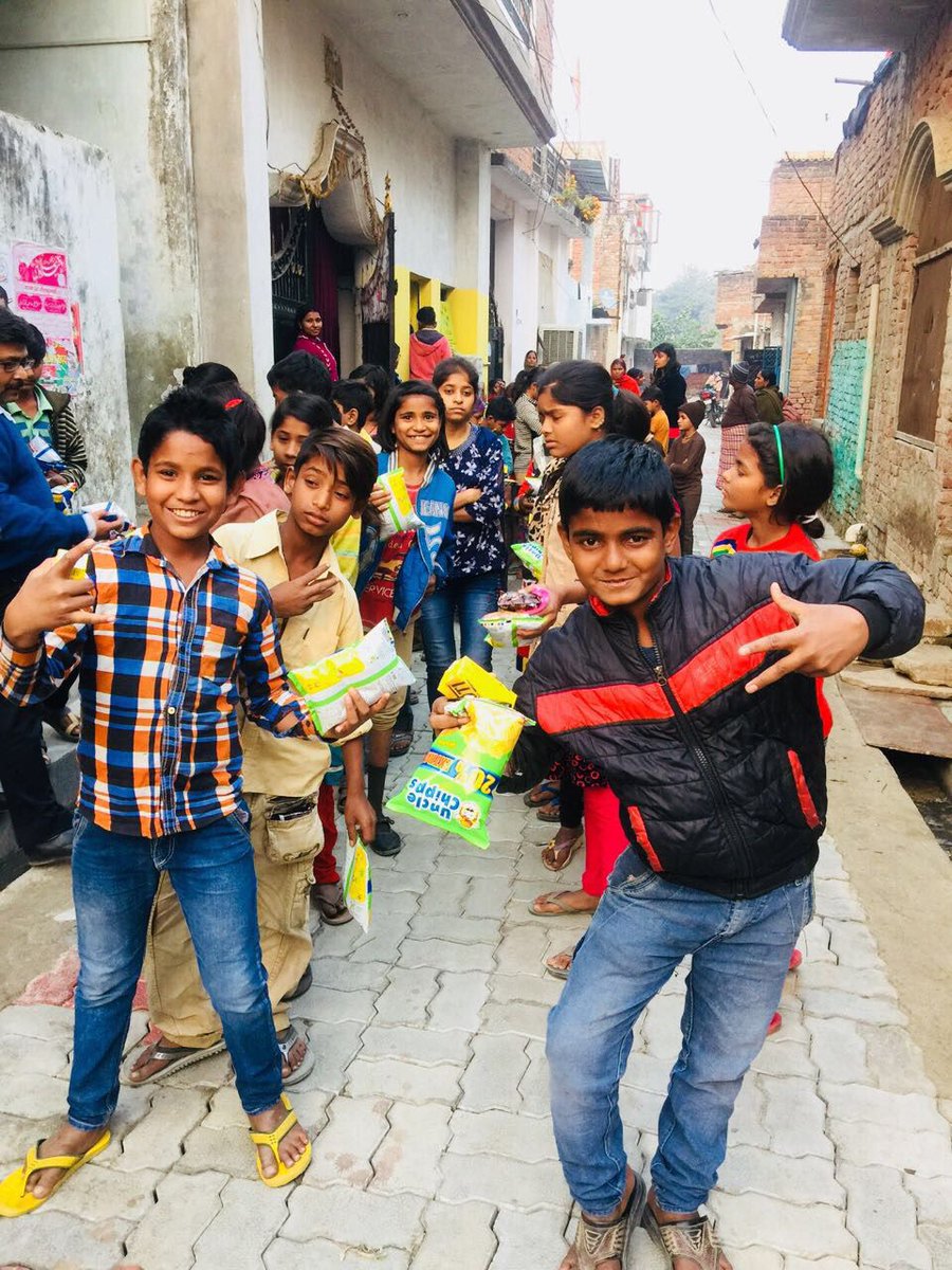 SarthakNGO's tweet photo. Birthday celebrations at our study centres are so much fun. 😍
#SarthakNGO #SarthakKids #Education #Children #Lucknow #Slums #SlumsInLucknow #LifeInSlums https://t.co/CVspBzuMsH
