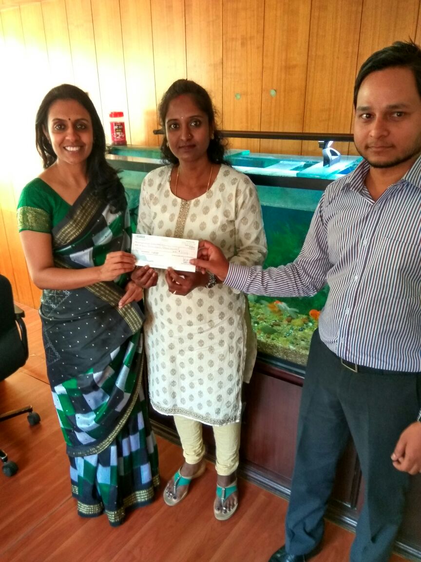 ParentEdge's tweet photo. "#ParentEdge team with the cheque for Samanvaya Foundation". Proceeds from first #ActivityEdge workshop donated to them https://t.co/ZjE56Xkjsz