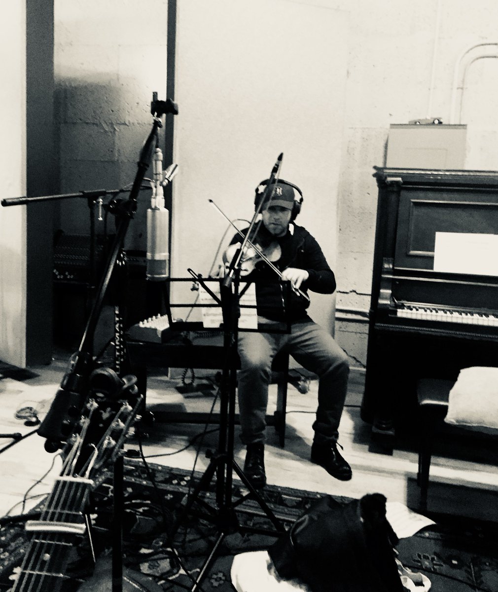 JimmyRankin's tweet image. Guess who dropped in to lay down some wicked tunes for my new album? Uber talented duo - #AshleyMacIsaac &amp;amp; #HildaChiasson #CapeBretonFiddleMusic #RawTalent